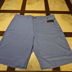 40" Travis Mathew Shorts - Blue Stripes